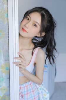 总裁开会桌桌子底下含